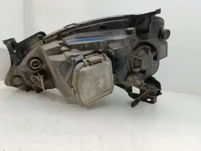 Second-hand car spare part right headlight for opel corsa c essentia oem iam references 13237262  