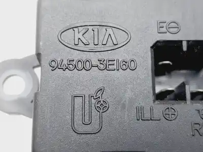 Peça sobressalente para automóvel em segunda mão  por KIA SORENTO  Referências OEM IAM 945003E160  