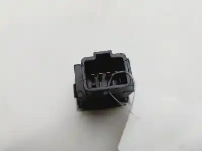 Second-hand car spare part switch for kia sorento 2.5 crdi concept oem iam references 864w03000  