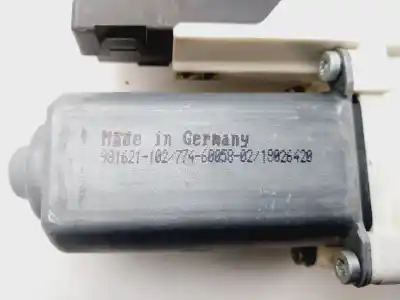 Peça sobressalente para automóvel em segunda mão motor elevador vidro dianteiro direito por seat leon (1p1) 2.0 tdi 16v referências oem iam 1p0837402a