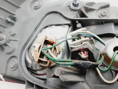 Peça sobressalente para automóvel em segunda mão farolim traseiro direito por toyota corolla (e15) luna referências oem iam 8155112a10  