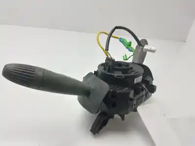 Peça sobressalente para automóvel em segunda mão Comandos Do Volante por FIAT PANDA (169) 1.2 8V Dynamic Referências OEM IAM 735398128  