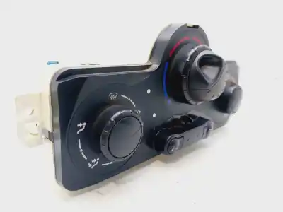 Second-hand car spare part heating / air conditioning control panel for renault clio iii confort dynamique oem iam references 69597003  