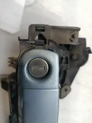 Peça sobressalente para automóvel em segunda mão puxador exterior dianteiro esquerdo por audi a3 (8p) 1.6 fsi ambiente 116 cv / 85 kw referências oem iam 8e1837207  
