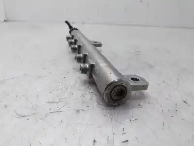Peça sobressalente para automóvel em segunda mão régua / rampa de injetores por opel zafira b enjoy referências oem iam 55197370