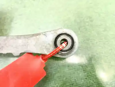 Peça sobressalente para automóvel em segunda mão braço de suspensão traseiro inferior direito por mini mini (r56) cooper referências oem iam 33326768726