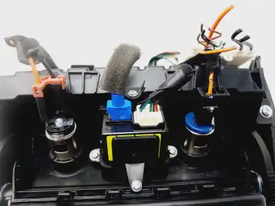 Second-hand car spare part center console for kia carens ( ) drive oem iam references 84633a4000