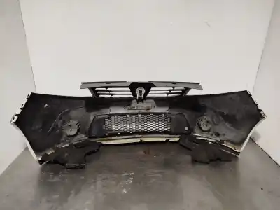 Second-hand car spare part front bumper for dacia sandero ambiance oem iam references 8200526596