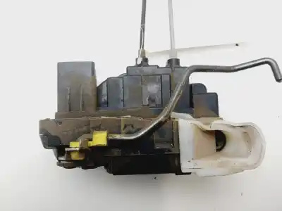 Peça sobressalente para automóvel em segunda mão fechadura da porta dianteira esquerda por hyundai i20 comfort referências oem iam 813101j020l