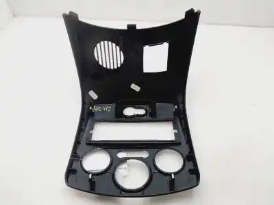 Pezzo di ricambio per auto di seconda mano console centrale per renault clio iii emotion riferimenti oem iam 8200407765  
