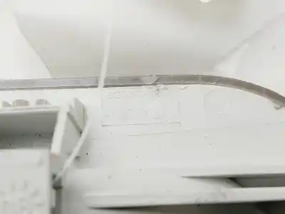 Peça sobressalente para automóvel em segunda mão luz interior por renault clio iii emotion referências oem iam 8200073231  