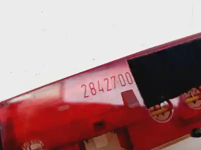 Peça sobressalente para automóvel em segunda mão farolim de travão central por audi a4 b6 (8e2) 2.0 referências oem iam 28427002  