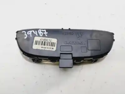 Second-hand car spare part interior light for volvo v40 momentum oem iam references 31348019  