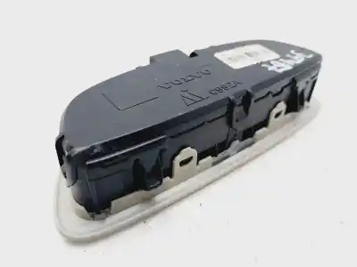 Second-hand car spare part interior light for volvo v40 momentum oem iam references 31348019  