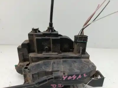 Peça sobressalente para automóvel em segunda mão fechadura da porta dianteira direita por renault clio iii emotion referências oem iam 8200300125