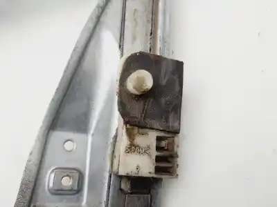 Peça sobressalente para automóvel em segunda mão elevador de vidros traseiro esquerdo por renault clio iii emotion referências oem iam 8200291154