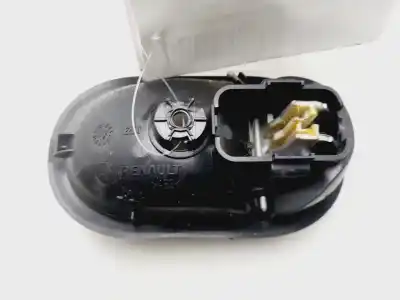 Second-hand car spare part interior left front handle for renault clio iii emotion oem iam references 8200310579  