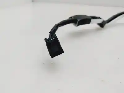 Pezzo di ricambio per auto di seconda mano gancio cintura posteriore sinistro per lexus is iii (_e3_) 300h (ave30_) riferimenti oem iam 7339053020c0