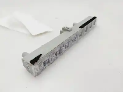 Pezzo di ricambio per auto di seconda mano luce freno centrale per lexus is iii (_e3_) 300h (ave30_) riferimenti oem iam 8157030230