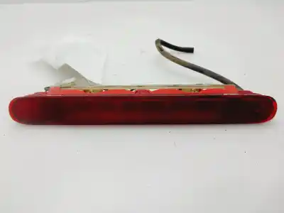 Peça sobressalente para automóvel em segunda mão farolim de travão central por hyundai i20 comfort referências oem iam 927601j000