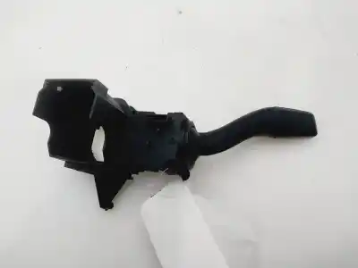 Peça sobressalente para automóvel em segunda mão comutador de piscas  por audi a4 berlina (8e) 2.0 16v fsi referências oem iam 8e0953513a
