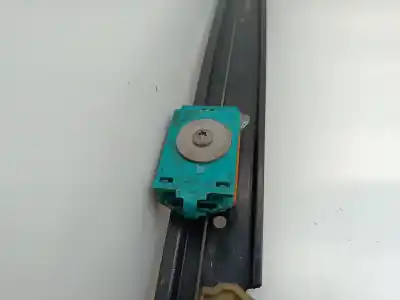 Peça sobressalente para automóvel em segunda mão elevador de vidros dianteiro direito por audi a3 (8l1) 1.8 referências oem iam 8l3837462  