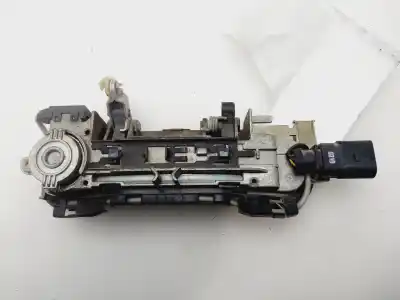 Peça sobressalente para automóvel em segunda mão puxador exterior dianteiro esquerdo por audi a3 (8l1) 1.8 referências oem iam 4a0837205j  