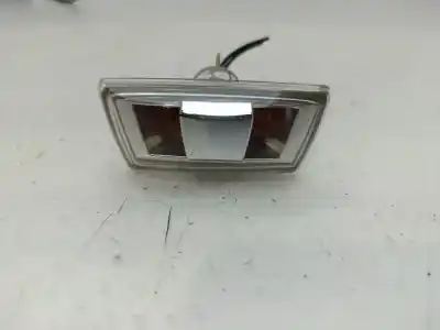 Peça sobressalente para automóvel em segunda mão farolim do lado direito por chevrolet cruze ls referências oem iam 13252455