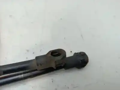 Second-hand car spare part tailgate gas strut for audi a3 (8l1) 1.6 oem iam references 8d9827552f  