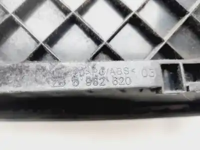 Peça sobressalente para automóvel em segunda mão porta luvas por bmw serie 1 berlina (e81/e87) 118d referências oem iam 6962620  