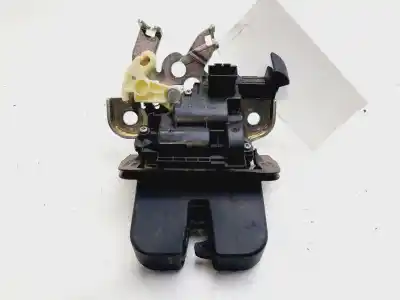 Pièce détachée automobile d'occasion coffre / serrure de porte pour seat leon st (5f8) 1.6 tdi références oem iam 5e0827505a