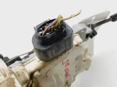 Peça sobressalente para automóvel em segunda mão fechadura da porta dianteira esquerda por seat leon (1p1) stylance / style referências oem iam 1p1837015