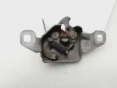 Second-hand car spare part bonnet lock for dacia sandero ambiance oem iam references 6001547332