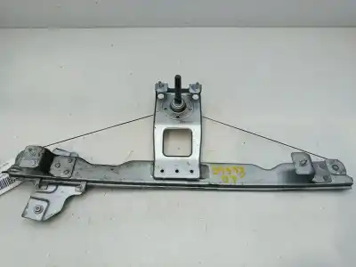 Second-hand car spare part passenger side right window regulator for dacia sandero ambiance oem iam references 8200733825  
