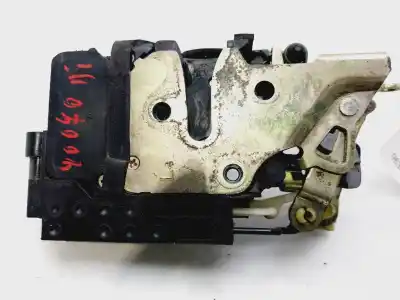 Second-hand car spare part left front door lock for daewoo evanda (klal) 2.0 oem iam references 96327383  