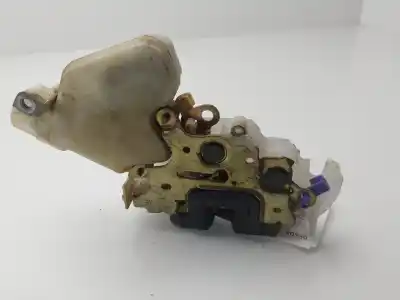 Peça sobressalente para automóvel em segunda mão FECHADURA DA PORTA DIANTEIRA DIREITA por NISSAN X-TRAIL (T30) Sport Referências OEM IAM 80552AA200  