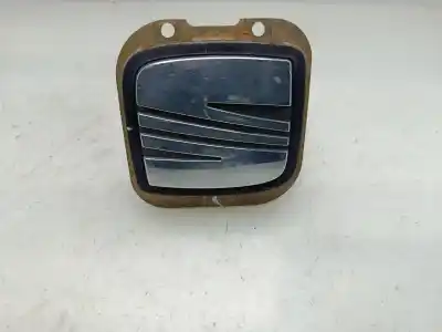 Peça sobressalente para automóvel em segunda mão puxador exterior de mala por seat leon (1m1) stella referências oem iam 1m6827565f