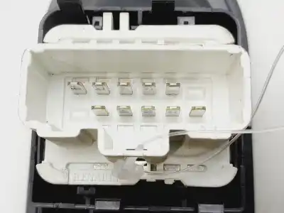 Second-hand car spare part left front power window switch for renault clio iii dynamique oem iam references 8200356519  