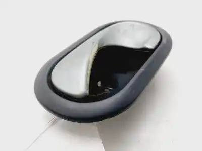 Peça sobressalente para automóvel em segunda mão puxador interior dianteiro esquerdo por renault clio iii dynamique referências oem iam 8200310579