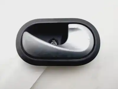 Peça sobressalente para automóvel em segunda mão puxador interior traseiro direito por renault clio iii dynamique referências oem iam 8200310580