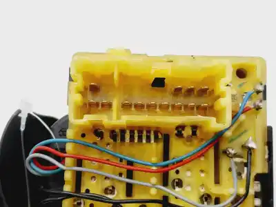 Second-hand car spare part WINDSHIEL WIPER SWITCH for RENAULT CLIO IV (BH_) 0.9 TCE 90 OEM IAM references E1109573  