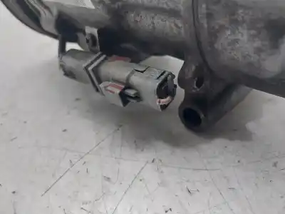 Recambio de automóvil de segunda mano de COMPRESOR AIRE ACONDICIONADO para RENAULT CLIO III Emotion referencias OEM IAM 8200866437  