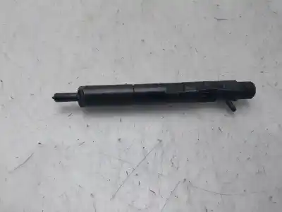 Recambio de automóvil de segunda mano de INYECTOR para RENAULT CLIO III Emotion referencias OEM IAM 8200815416  