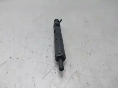 Recambio de automóvil de segunda mano de INYECTOR para RENAULT CLIO III Emotion referencias OEM IAM 8200815416  