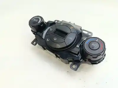 Peça sobressalente para automóvel em segunda mão comando de sofagem (chauffage / ar condicionado) por ford fiesta (ccn) trend referências oem iam 8a6t18c612  