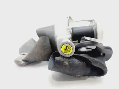 Second-hand car spare part rear right seat belt for toyota yaris active oem iam references 733600d201c2