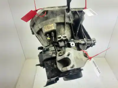 Pezzo di ricambio per auto di seconda mano riduttore per mazda 2 lim. (de) 1.4 diesel cat riferimenti oem iam 8a6r7002ea  5 velocidades