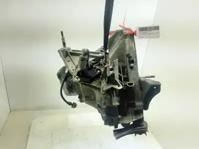 Second-hand car spare part gearbox for renault kangoo furgón confort oem iam references jr5154  5 velocidades