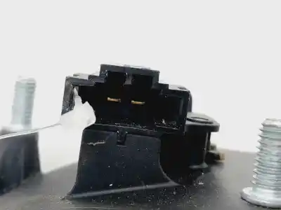 Peça sobressalente para automóvel em segunda mão puxador exterior de mala por seat leon (1p1) 1.6 referências oem iam 5p0827565d  