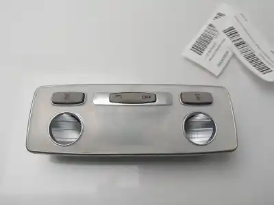 Second-hand car spare part interior light for renault laguna iii initiale oem iam references 264300003r  